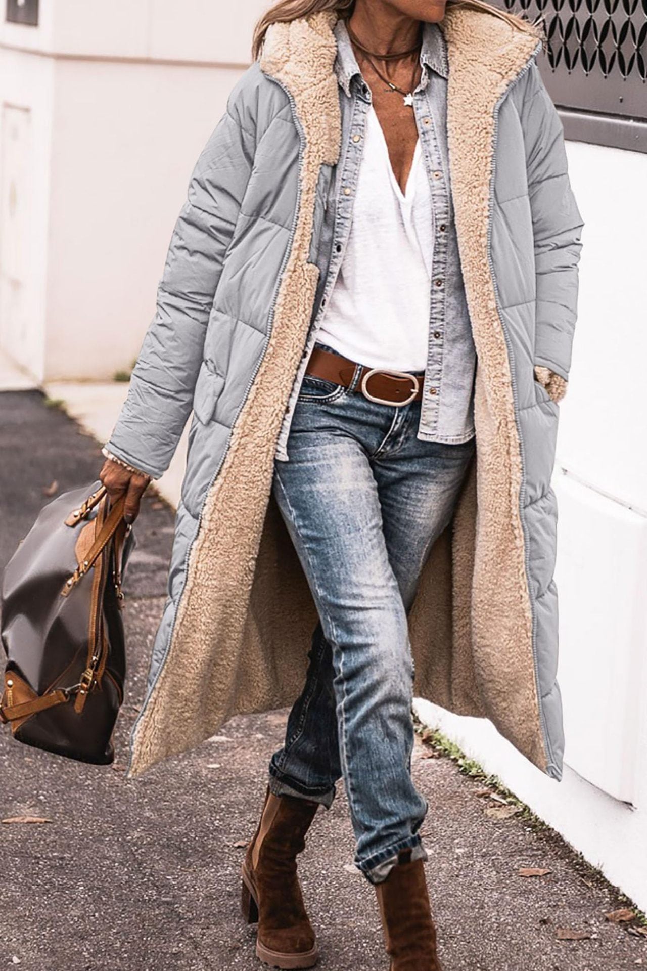 Veste au design réfléchi