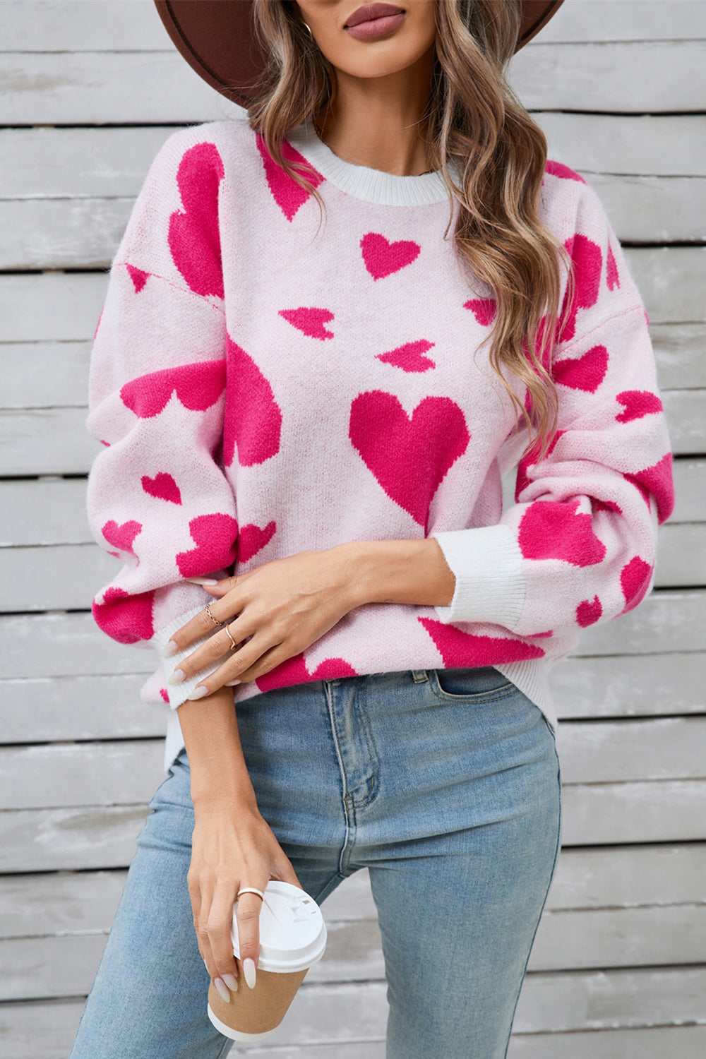 Pull au design réfléchi