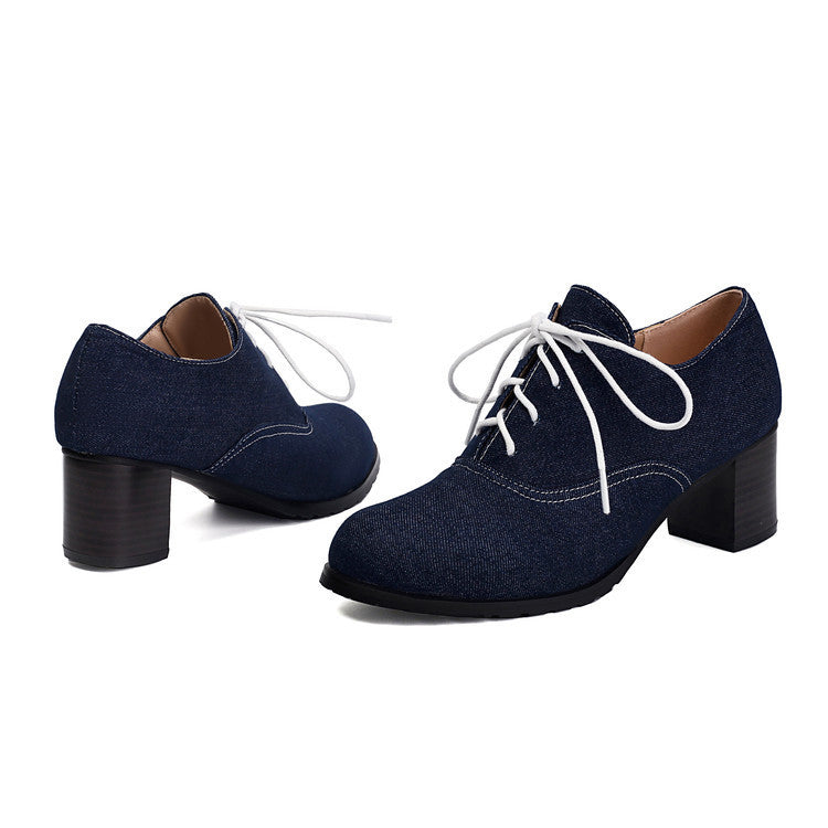 Chaussures Orthopédiques d'Inspiration Vintage
