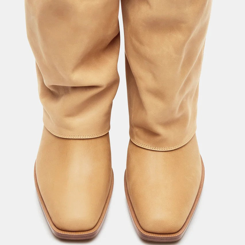 Bottes Orthopédiques Gracieuses au Look Moderne