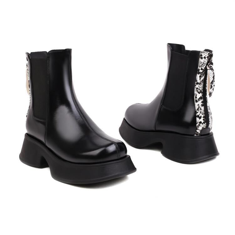 Bottes Orthopédiques Classiques au Style Intemporel