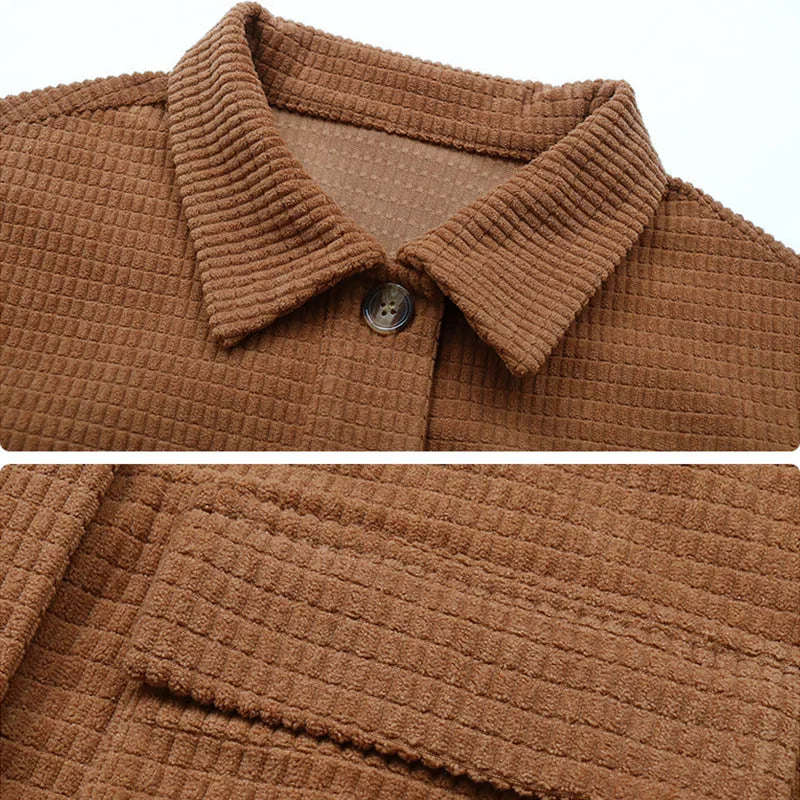 Veste au design réfléchi