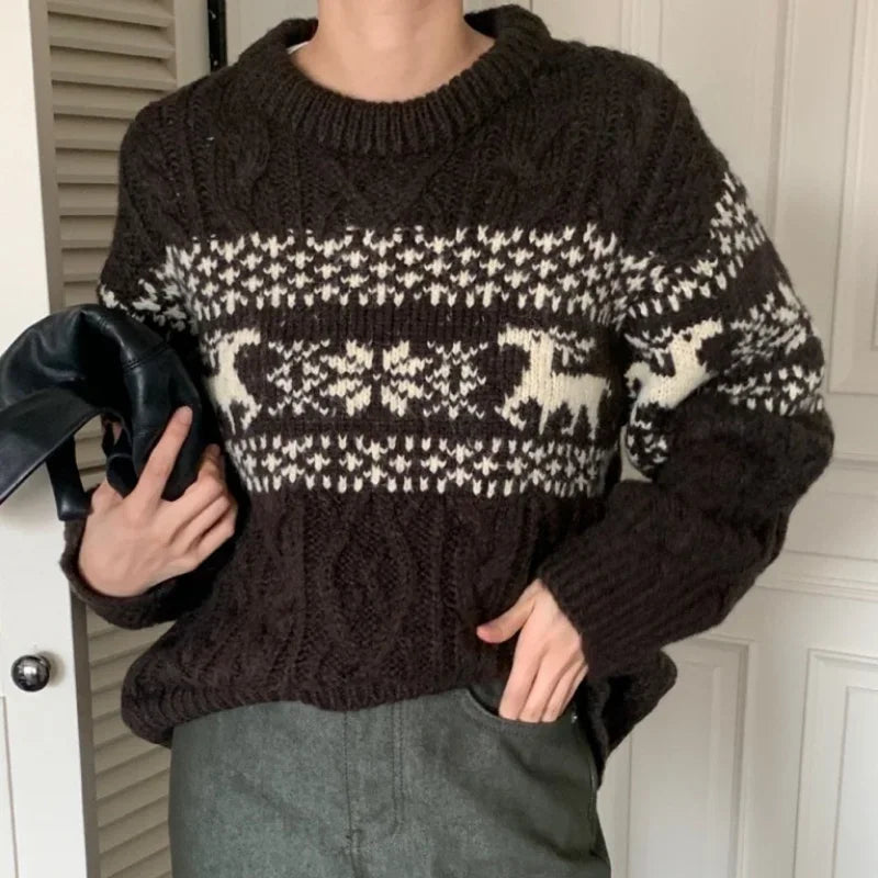 Pull au design réfléchi