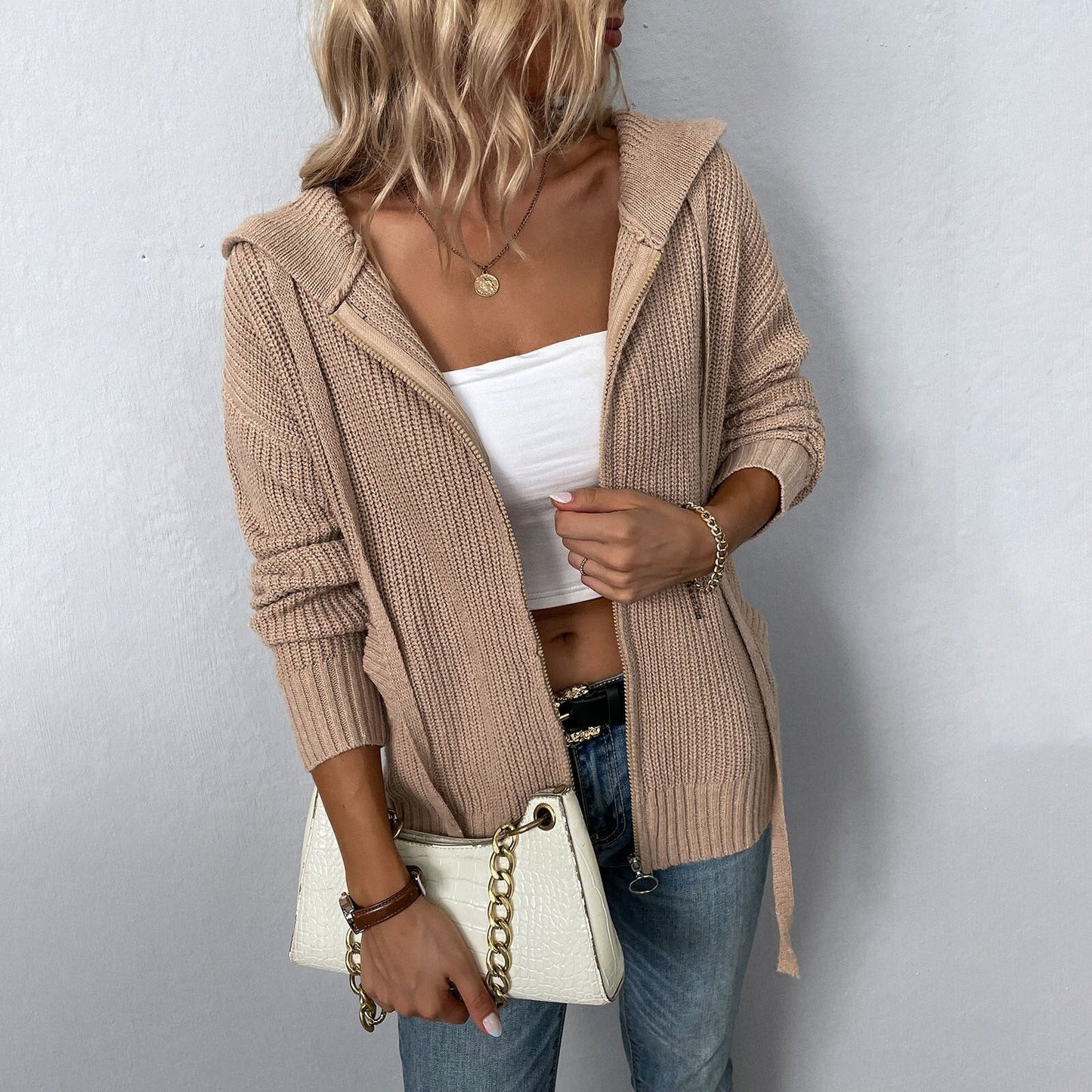 Pull au design réfléchi