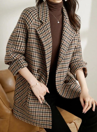Veste au design réfléchi