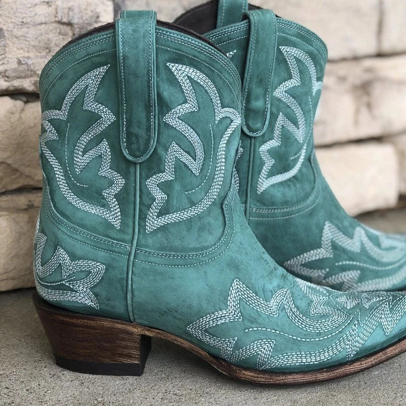 Bottes orthopédiques d'inspiration vintage