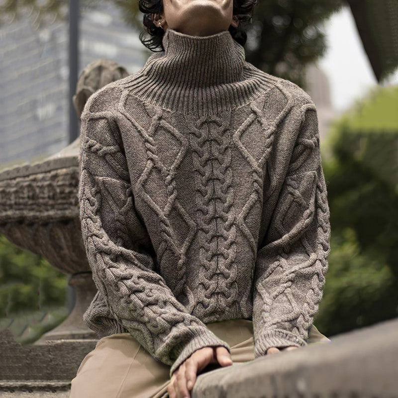 Pull au design réfléchi