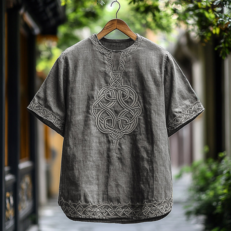 T-Shirt au design réfléchi
