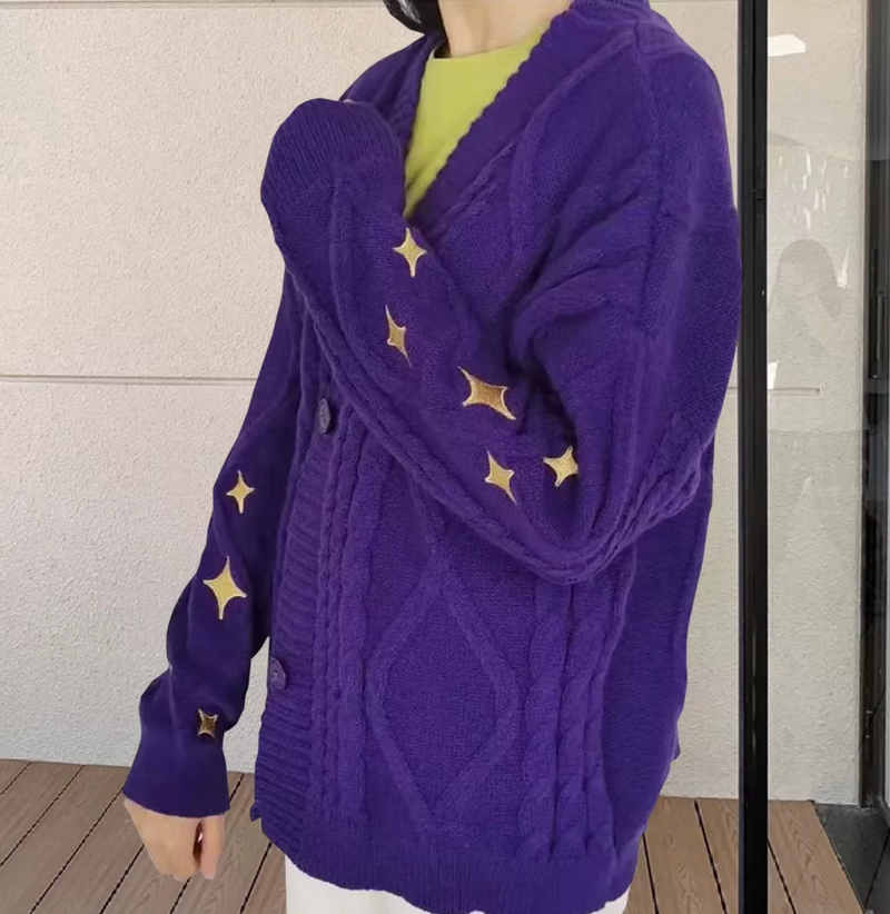Pull au design réfléchi