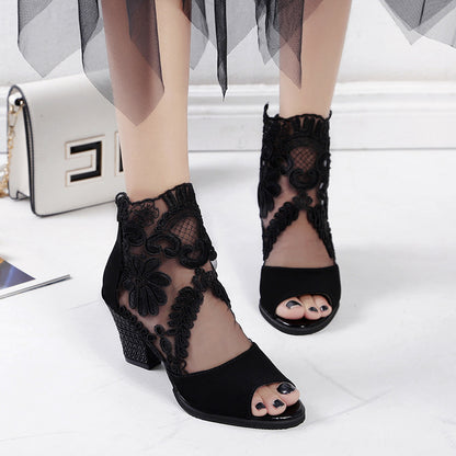 Chaussures Orthopédiques d'Inspiration Vintage