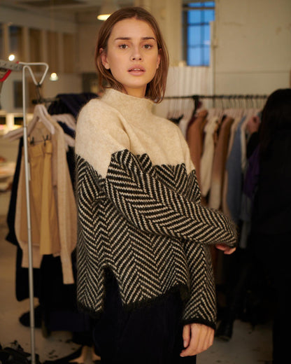 Pull au design classique