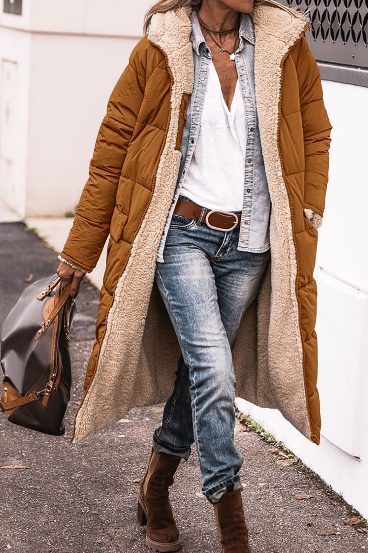 Veste au design réfléchi