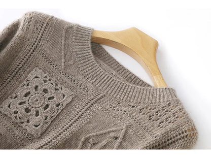 Pull au design réfléchi
