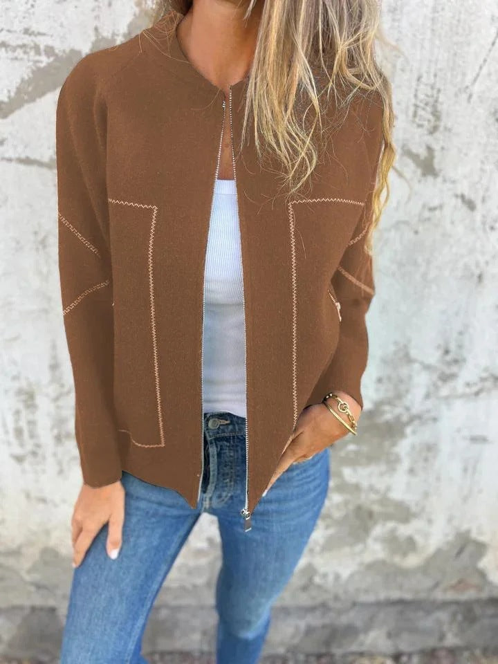 Veste au design réfléchi