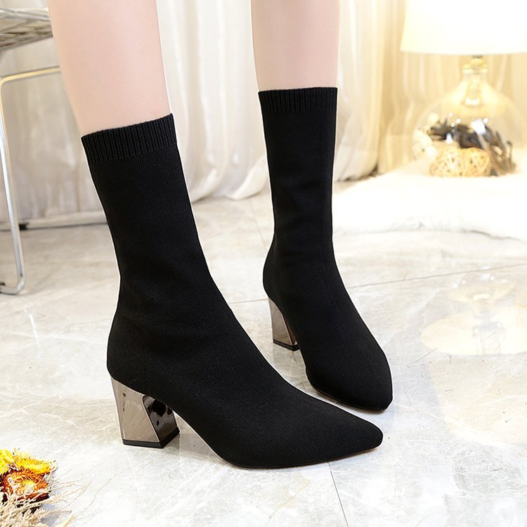 Bottes Orthopédiques Gracieuses au Look Moderne
