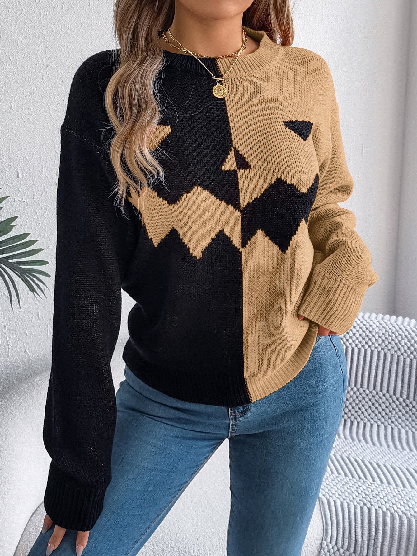 Pull au design réfléchi
