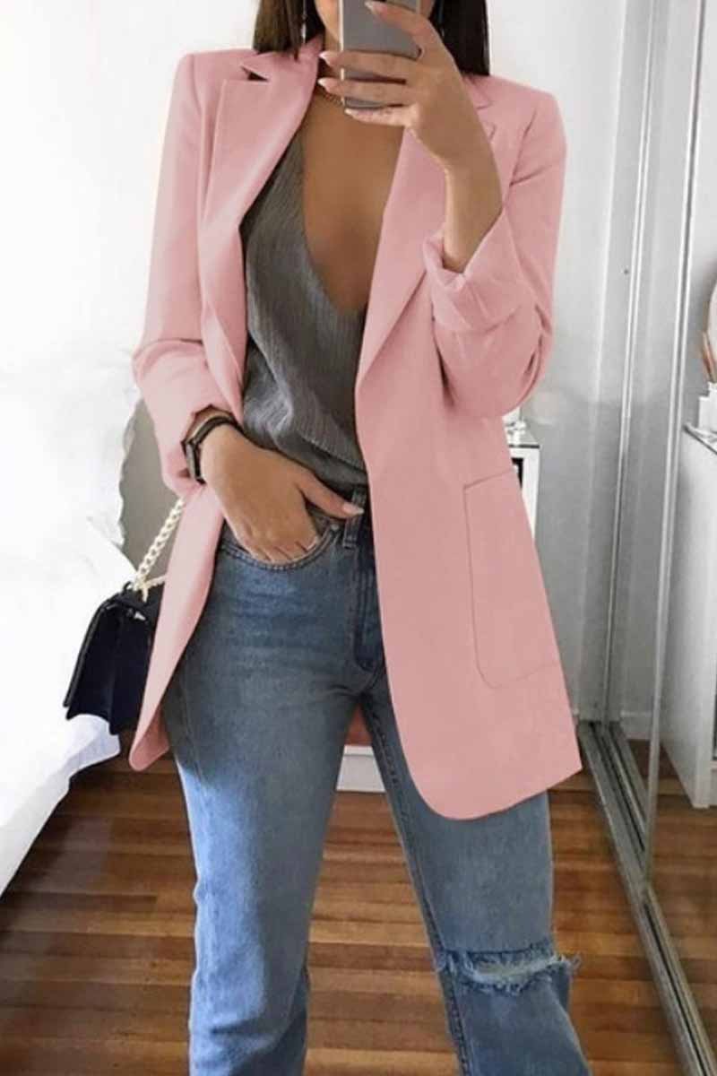 Robe au design réfléchi
