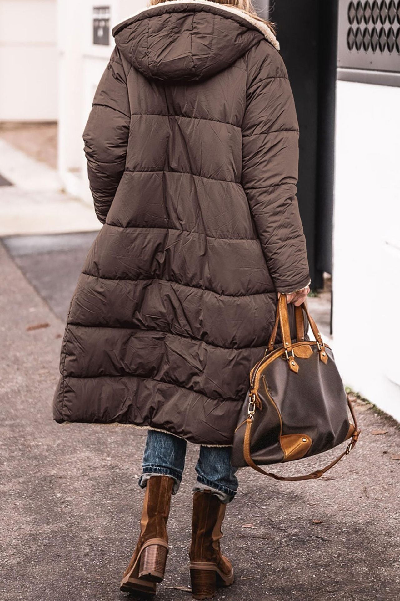 Veste au design réfléchi
