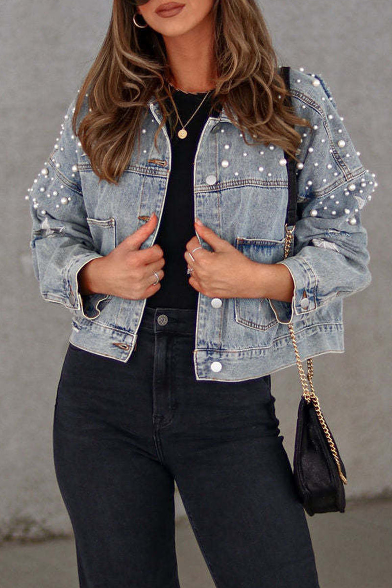 Veste au design réfléchi