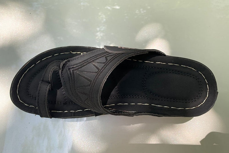 Chaussures Orthopédiques Gracieuses au Look Moderne