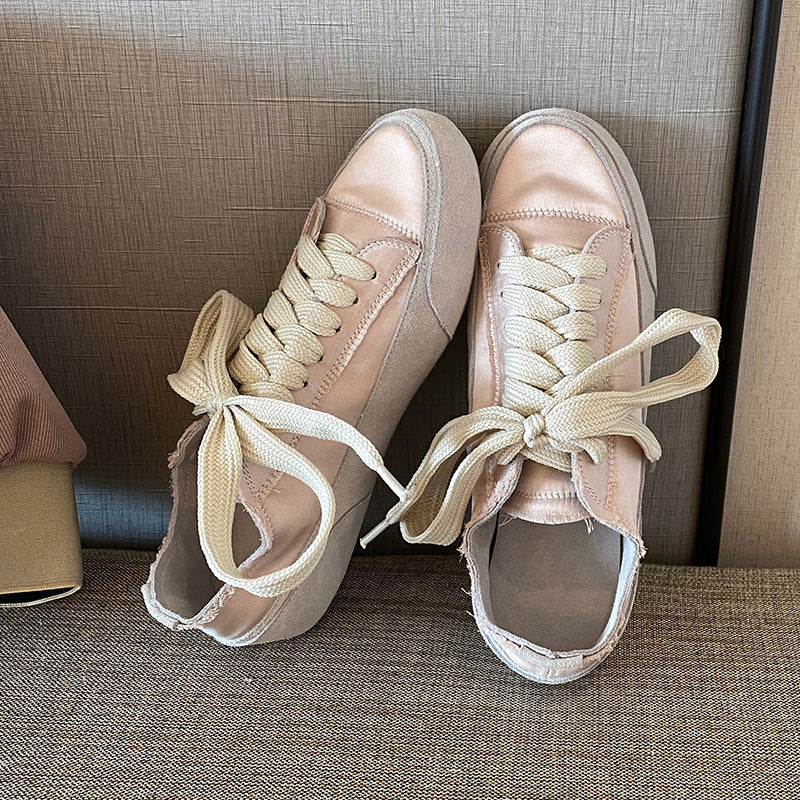 Chaussures Orthopédiques Gracieuses au Look Moderne