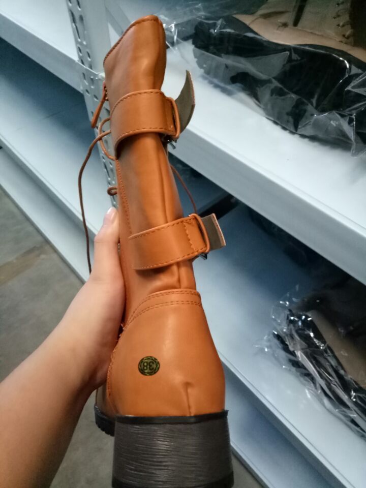 Bottes Orthopédiques Classiques au Style Intemporel