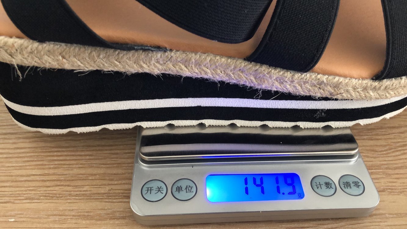 Sandales Orthopédiques Gracieuses au Look Moderne