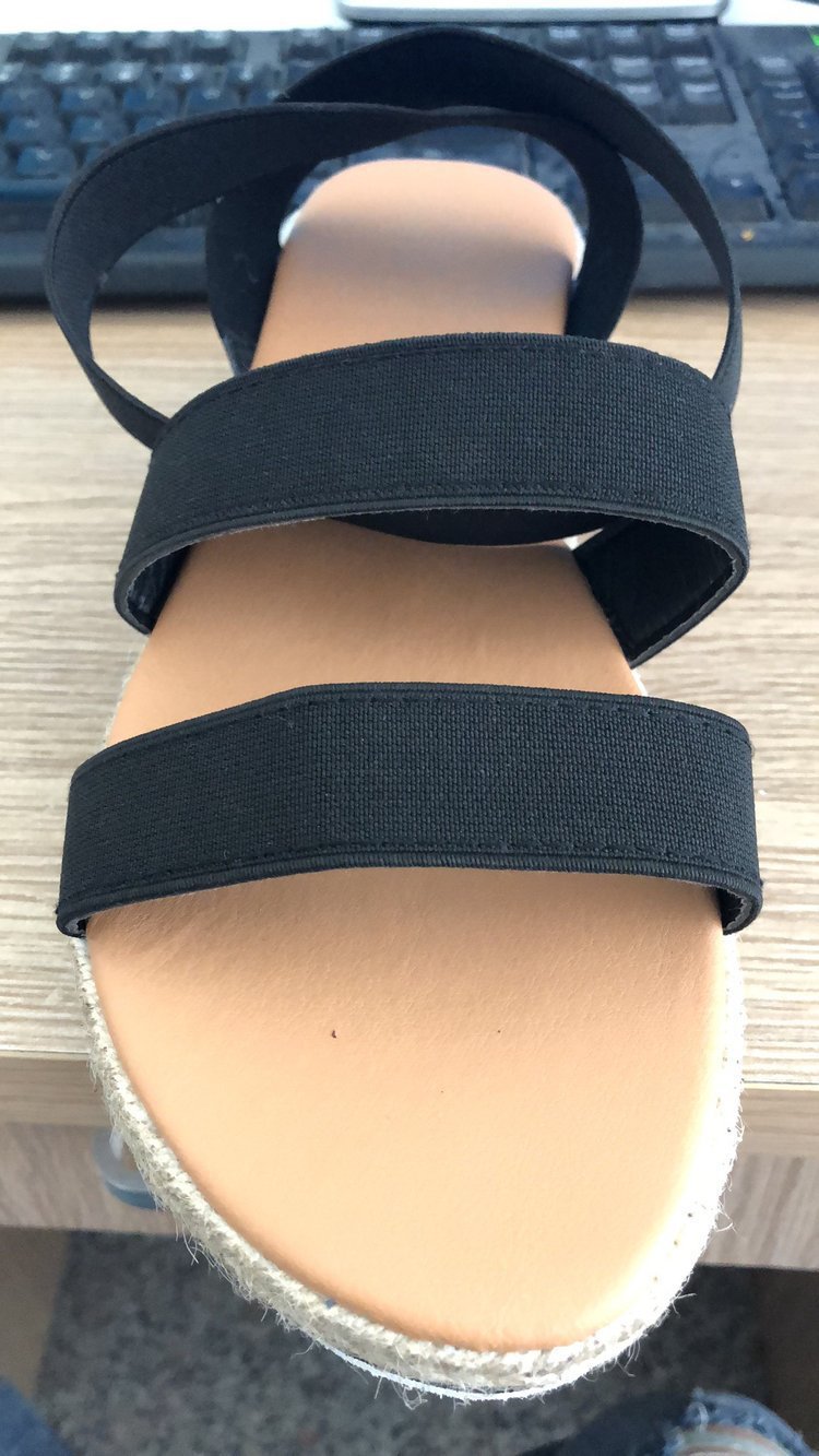 Sandales Orthopédiques Gracieuses au Look Moderne