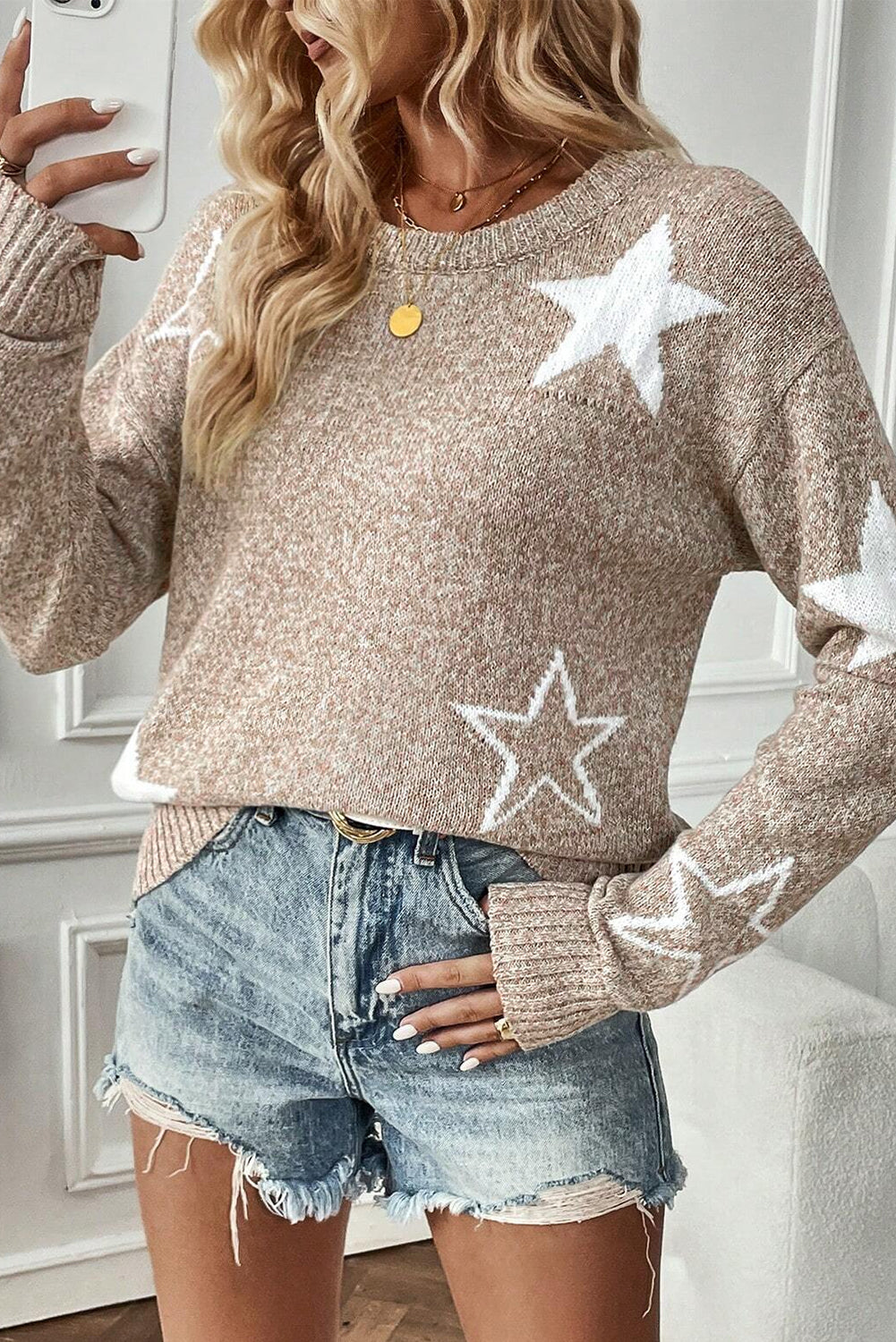 Pull au design réfléchi
