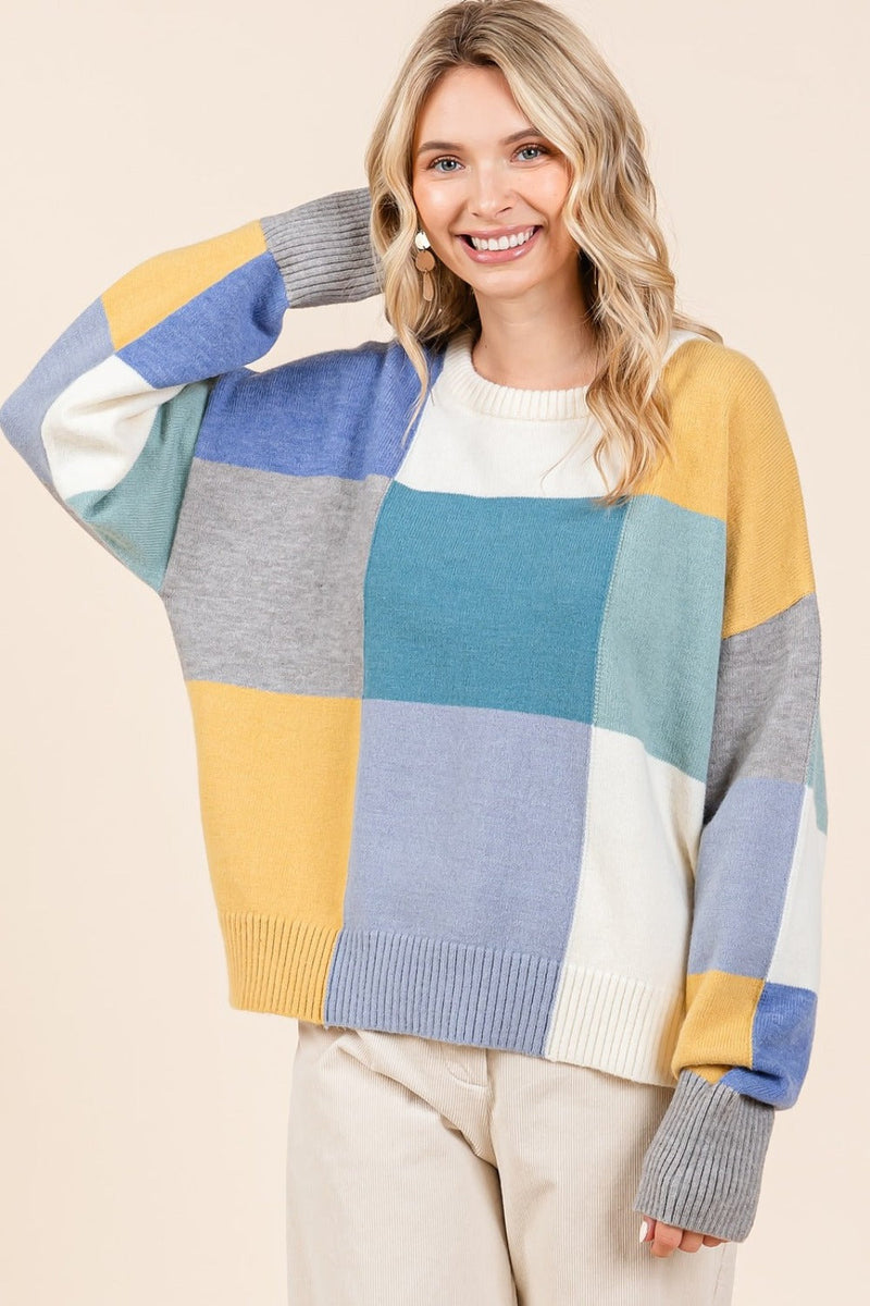 Pull au design réfléchi