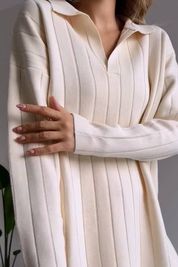 Pull au design réfléchi