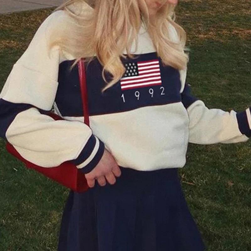 Pull au design réfléchi