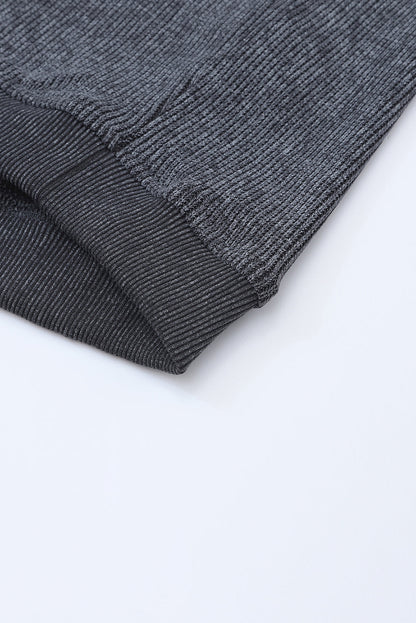 Pull au design réfléchi
