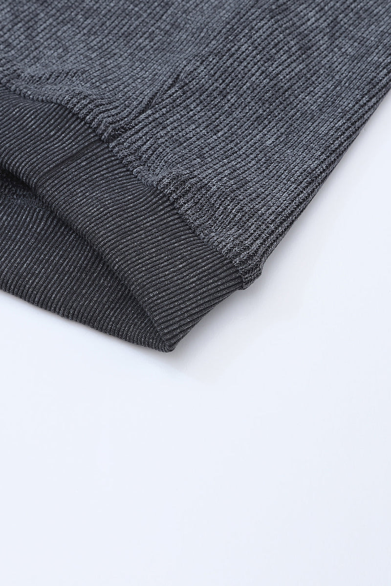 Pull au design réfléchi