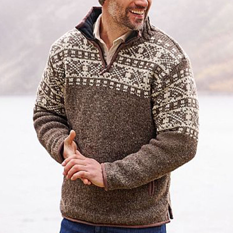 Pull au design classique