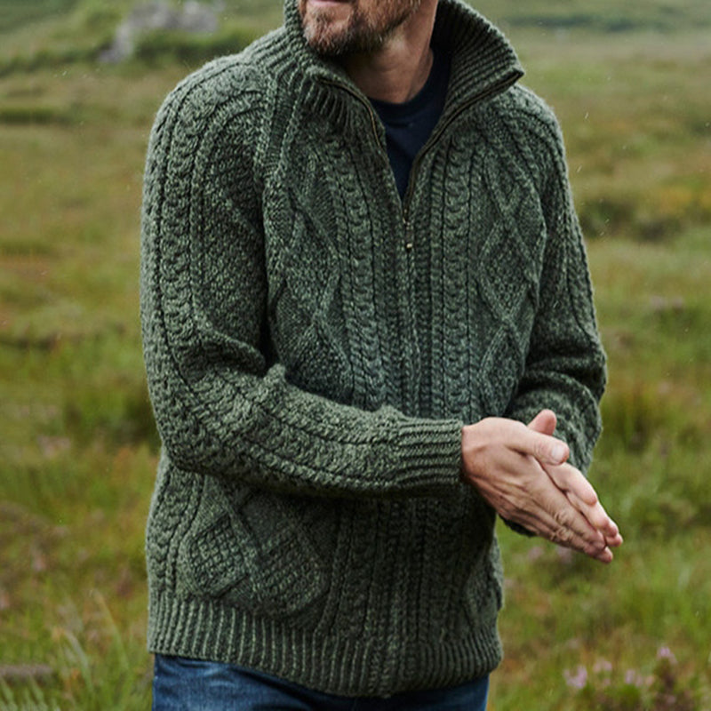 Pull au design classique
