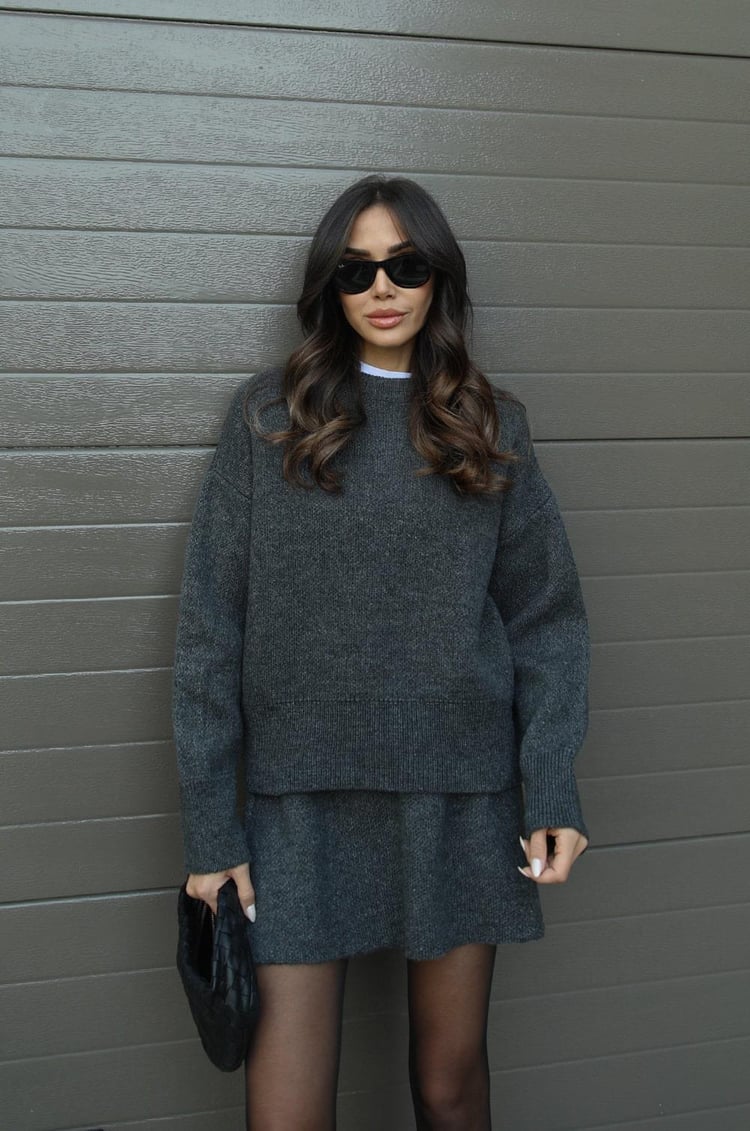 Robe-pull en coton unie couleur bordeaux