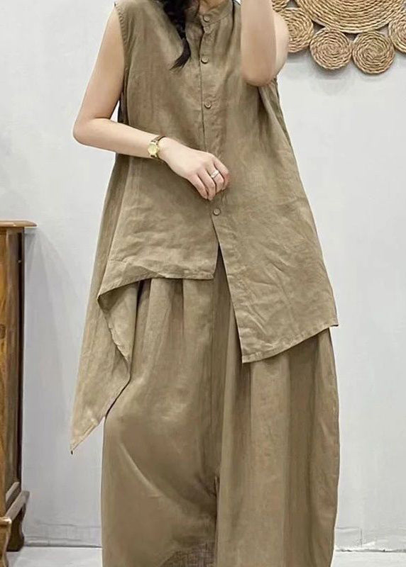 Ensemble deux pièces marron café en gilet de lin à col montant et patchwork asymétrique avec pantalon court, été