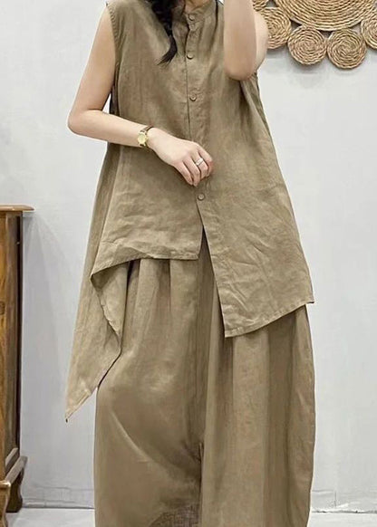 Ensemble deux pièces marron café en gilet de lin à col montant et patchwork asymétrique avec pantalon court, été