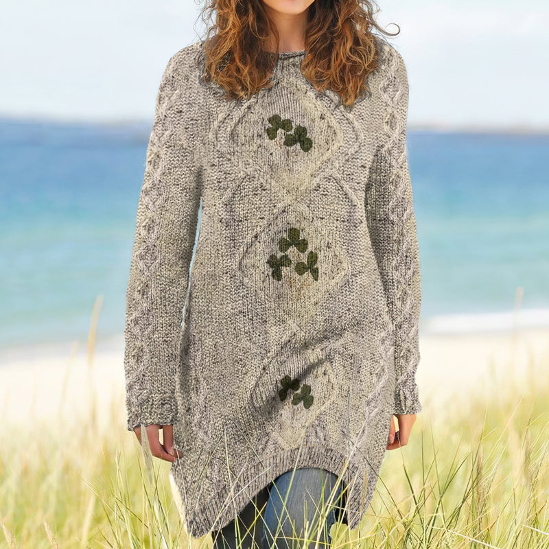 Pull au design réfléchi