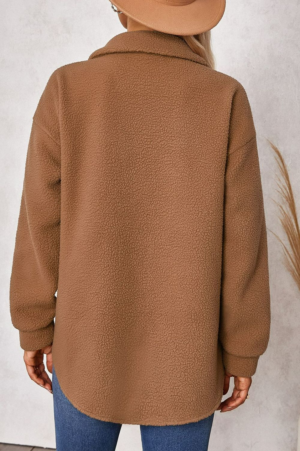 Veste au design réfléchi