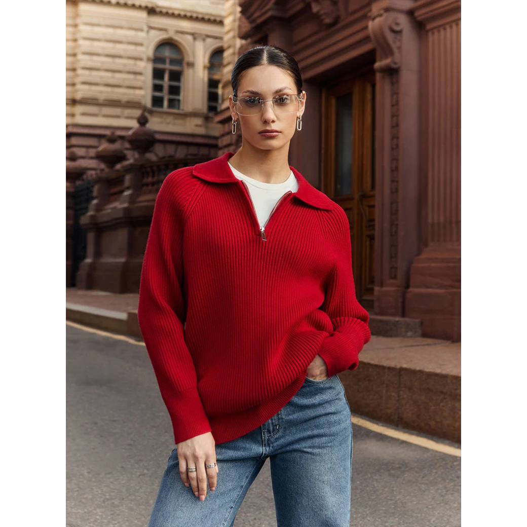 Pull au design réfléchi