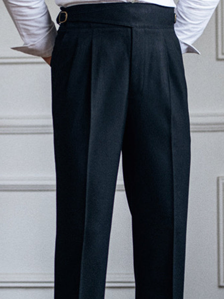 Pantalon magnifiquement confectionné