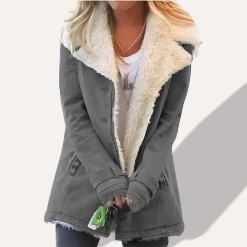 Veste magnifiquement confectionné