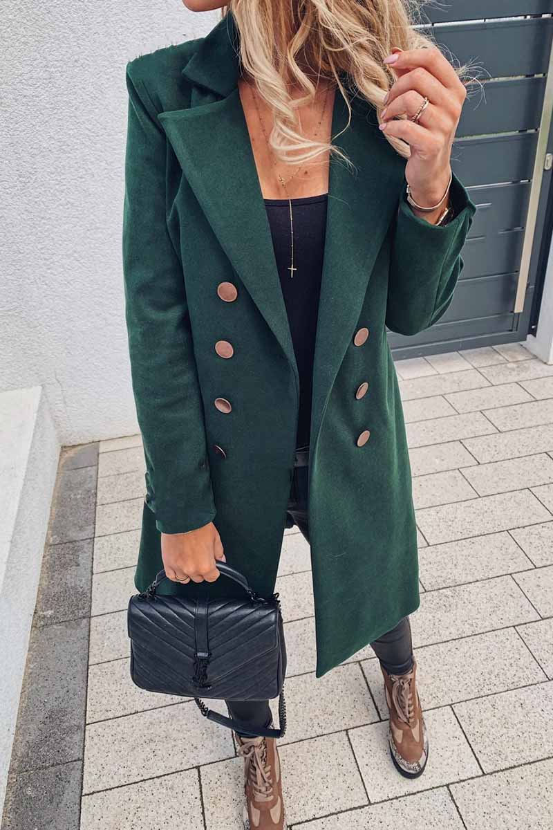 Manteau au design réfléchi