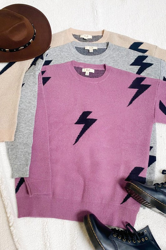Pull au design réfléchi