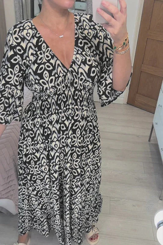 SL | Robe décontractée à fleurs et décolleté en V