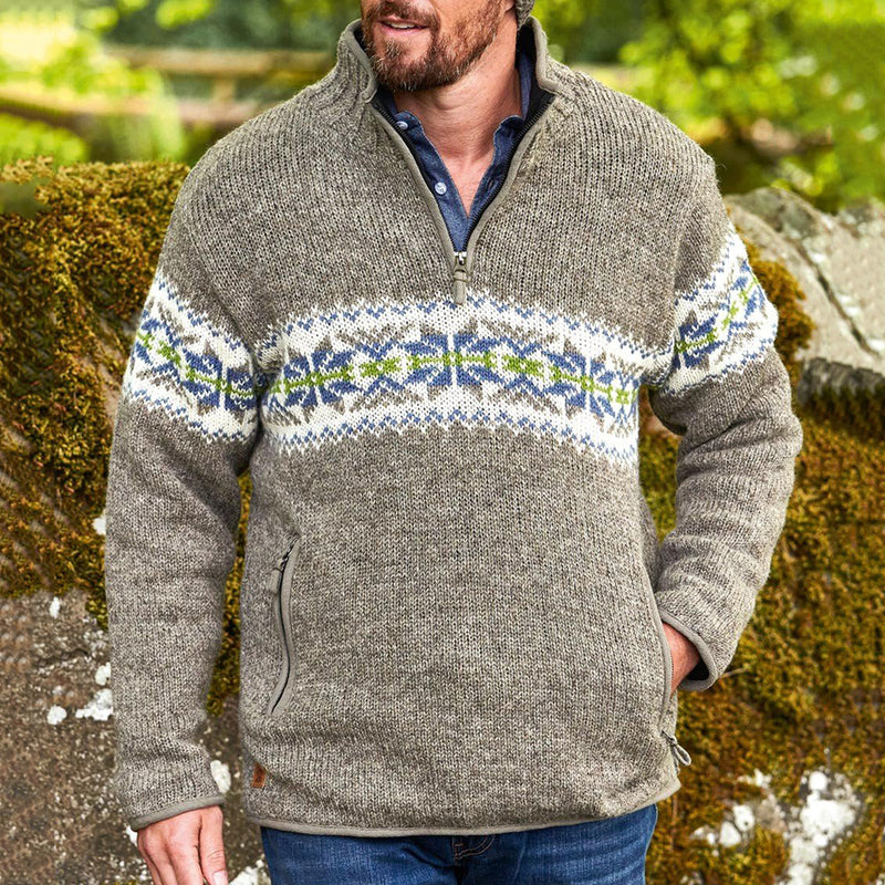 Pull au design classique