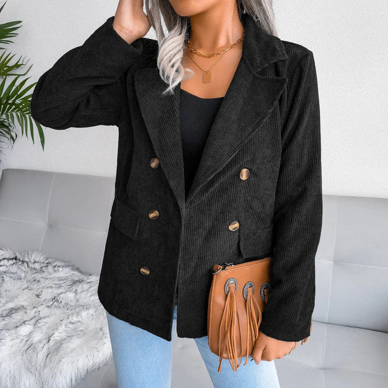 Veste au design réfléchi