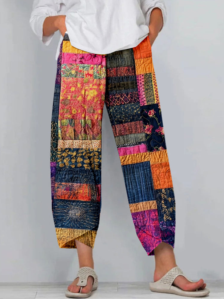 Pantalon au design réfléchi